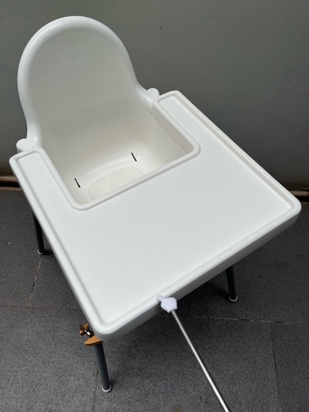 Ghế ăn dặm Ikea màu trắng (size: 6m->3y, tối đa 15kg) - Ảnh 2