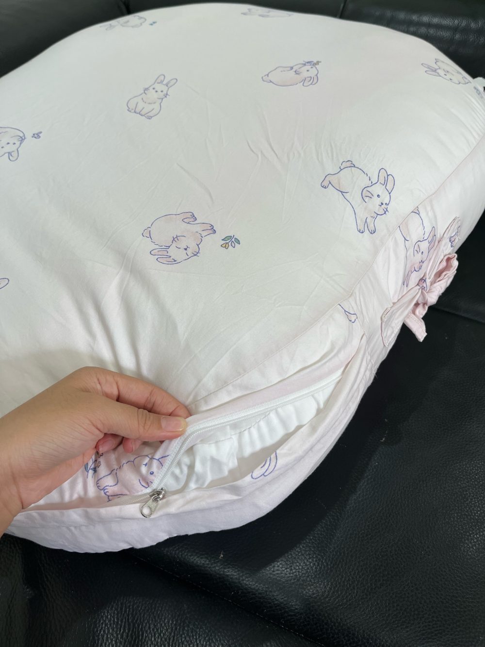 Gối chống trào ngược cho bé Dono & Dono hoạ tiết thỏ hồng 80x65cm ( size:0m+) - Ảnh 5