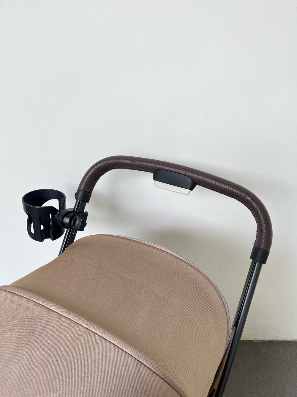Xe đẩy gấp gọn Joolz Aer Plus - màu Lovely Taupe ( size: sơ sinh-> 22kg) kèm cup holder - Ảnh 18
