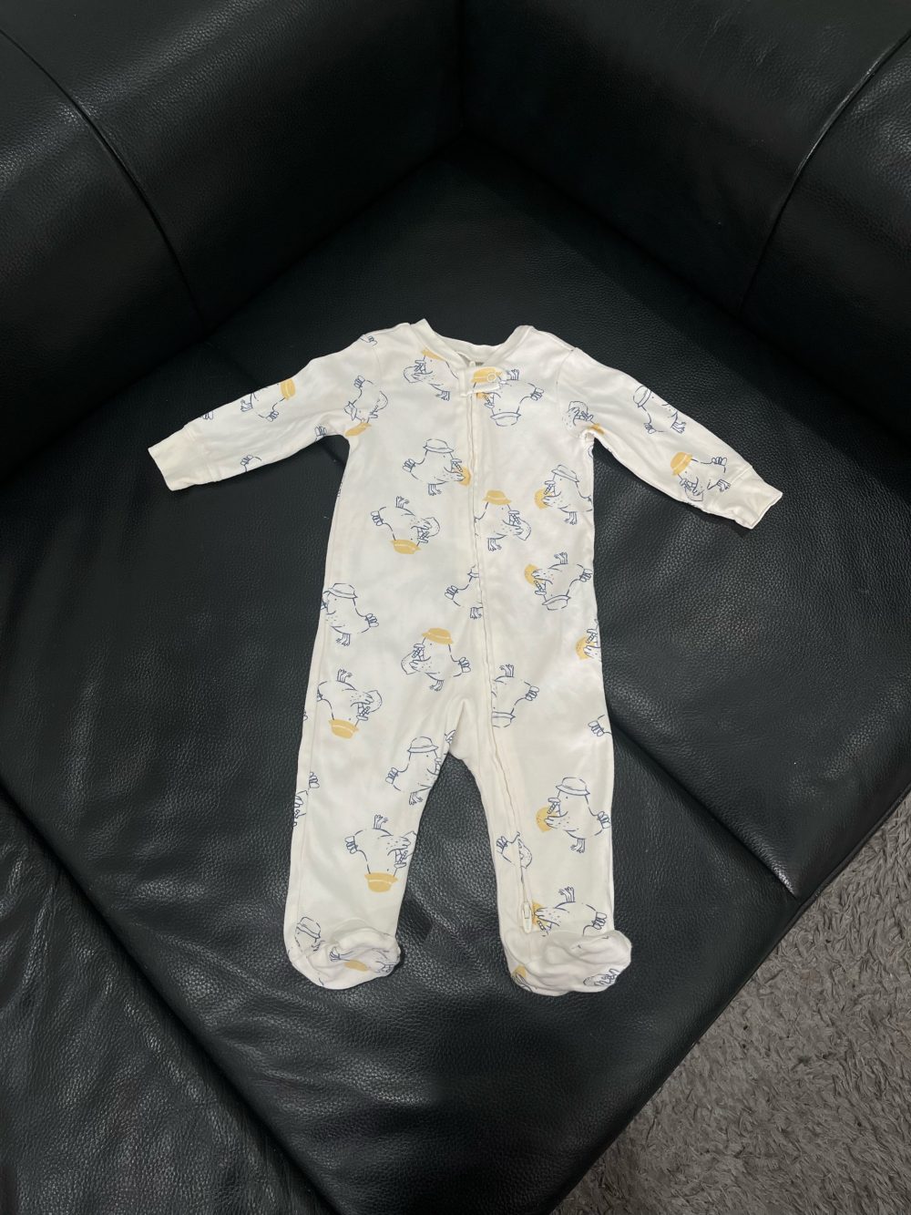 Set 2 sleepsuit Carter’s hoạ tiết khủng long, vịt ( size: 6m) - Ảnh 15