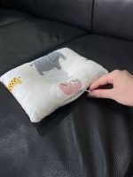 Gối hỗ trợ cho bé ti Gubei màu trắng - Ảnh 13