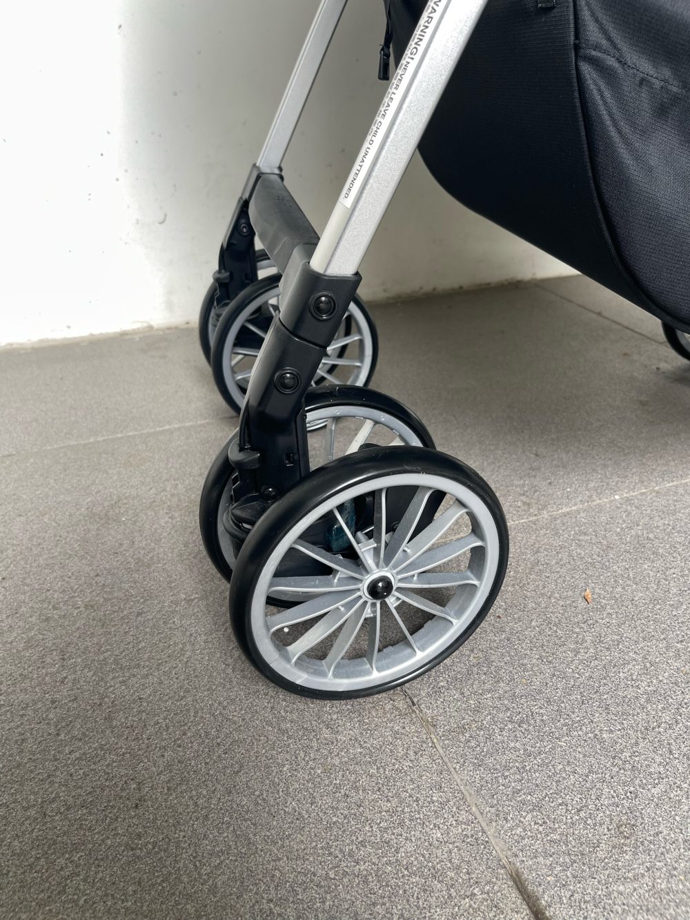 Xe đẩy Combi Umbretta Premium - Ảnh 25
