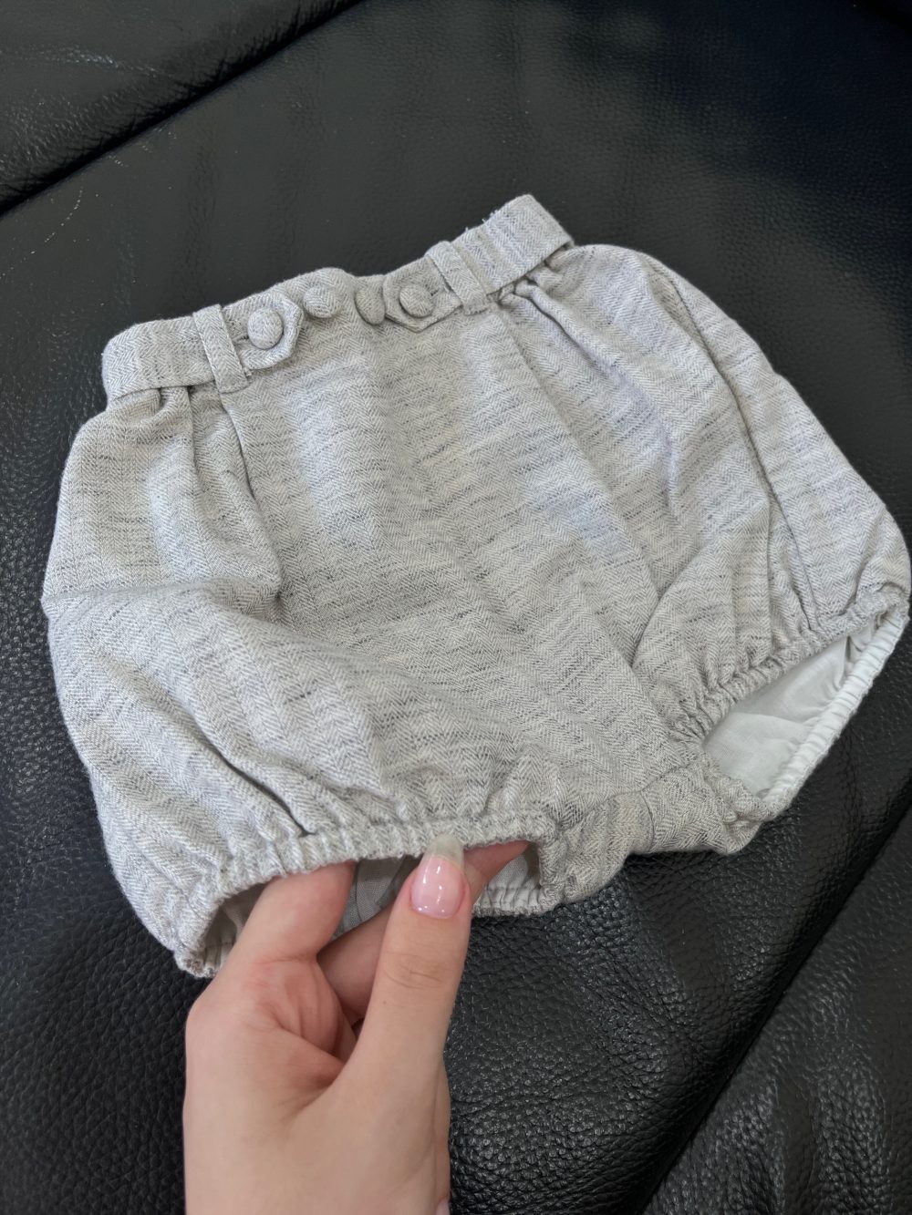 Set áo phối ren trắng, quần bí màu xám Nous Petit à petit (size 6m) - Ảnh 5