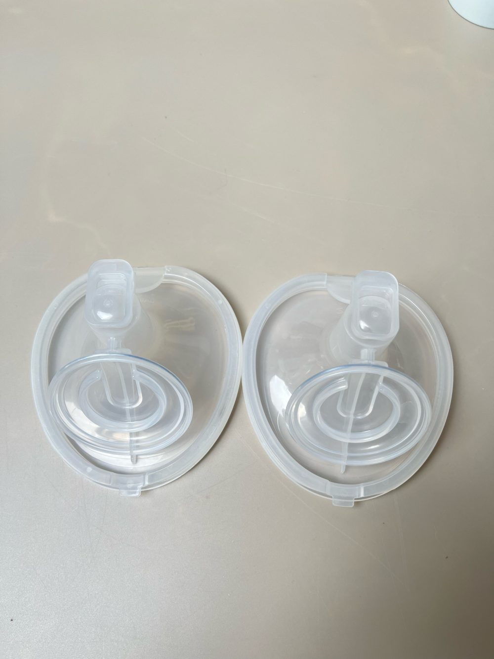 Máy hút sữa Medela Freestyle Hands-free (BH 10/3/2027, full box) tặng kèm áo hút sữa - Ảnh 13
