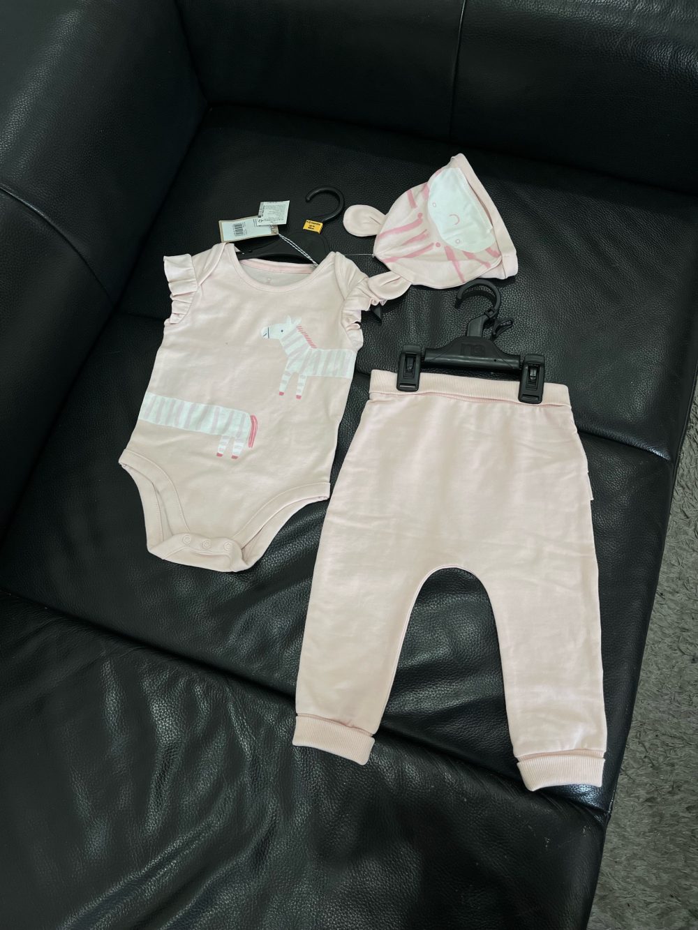 Set bodysuit, quần dài và mũ Mothercare màu hồng (size:9→12m) - Ảnh 8