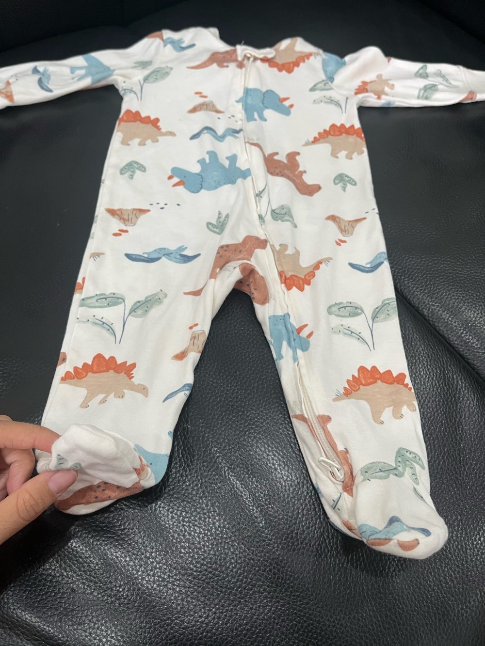 Set 2 sleepsuit Carter’s hoạ tiết khủng long, vịt ( size: 6m) - Ảnh 14