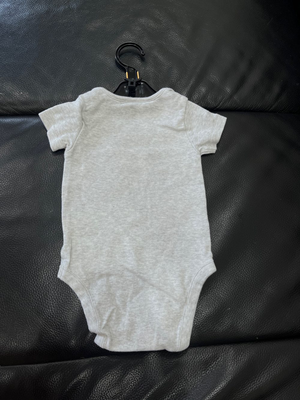 Set bodysuit, quần dài và mũ Mothercare màu xám (9→12m) - Ảnh 9