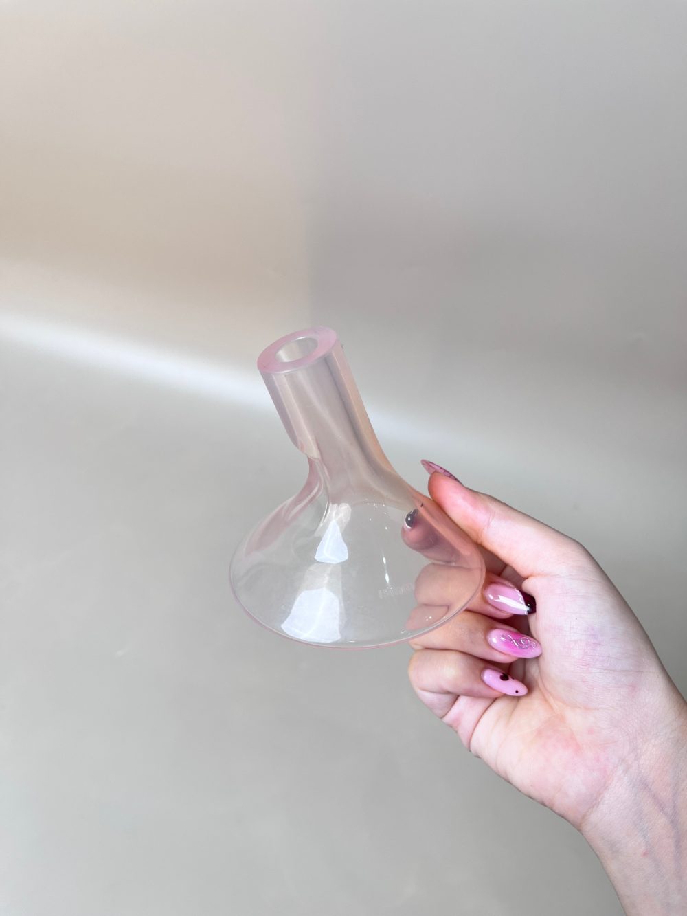 Set 2 phễu hút sữa silicone Mama’s Choice màu hồng nhạt size 15mm - Ảnh 7