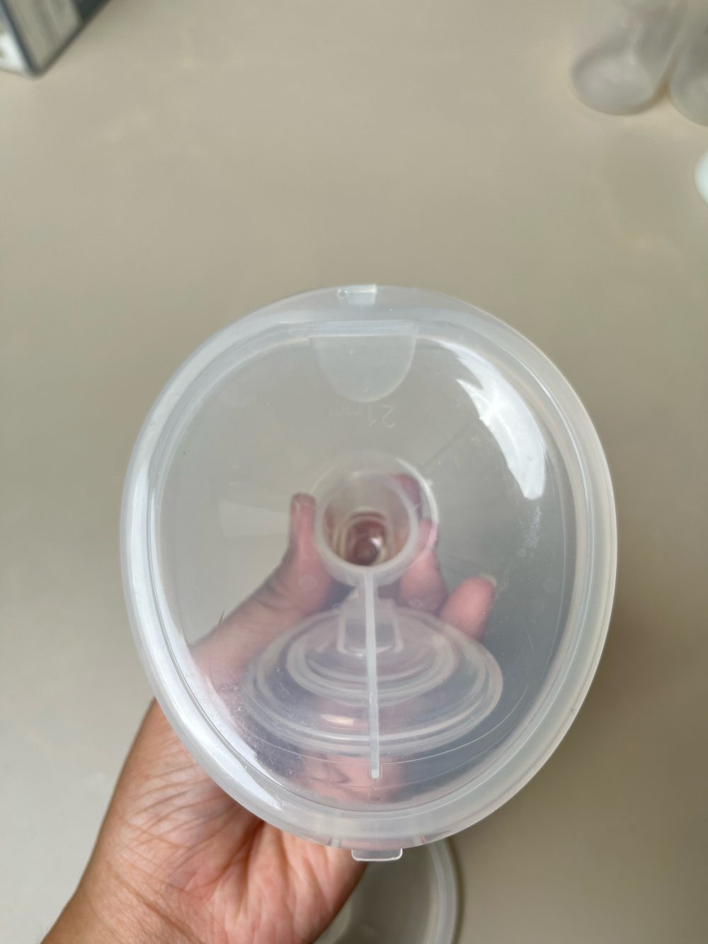 Máy hút sữa Medela Freestyle Hands-free (BH 10/3/2027, full box) tặng kèm áo hút sữa - Ảnh 17