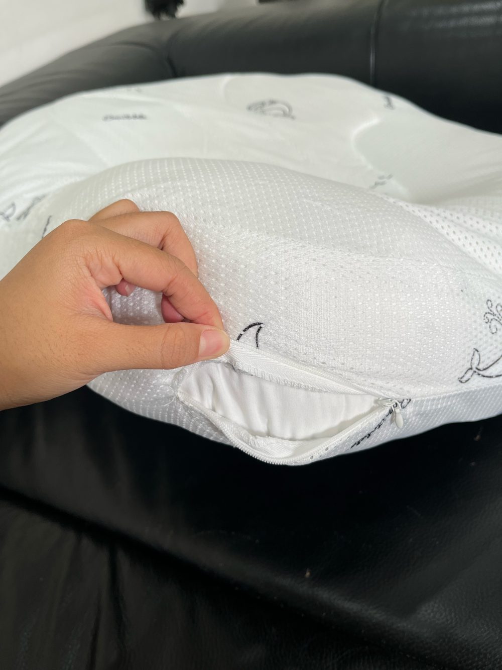 Gối chống trào ngược Bonita BeBe hoạ tiết cá voi - Ảnh 3