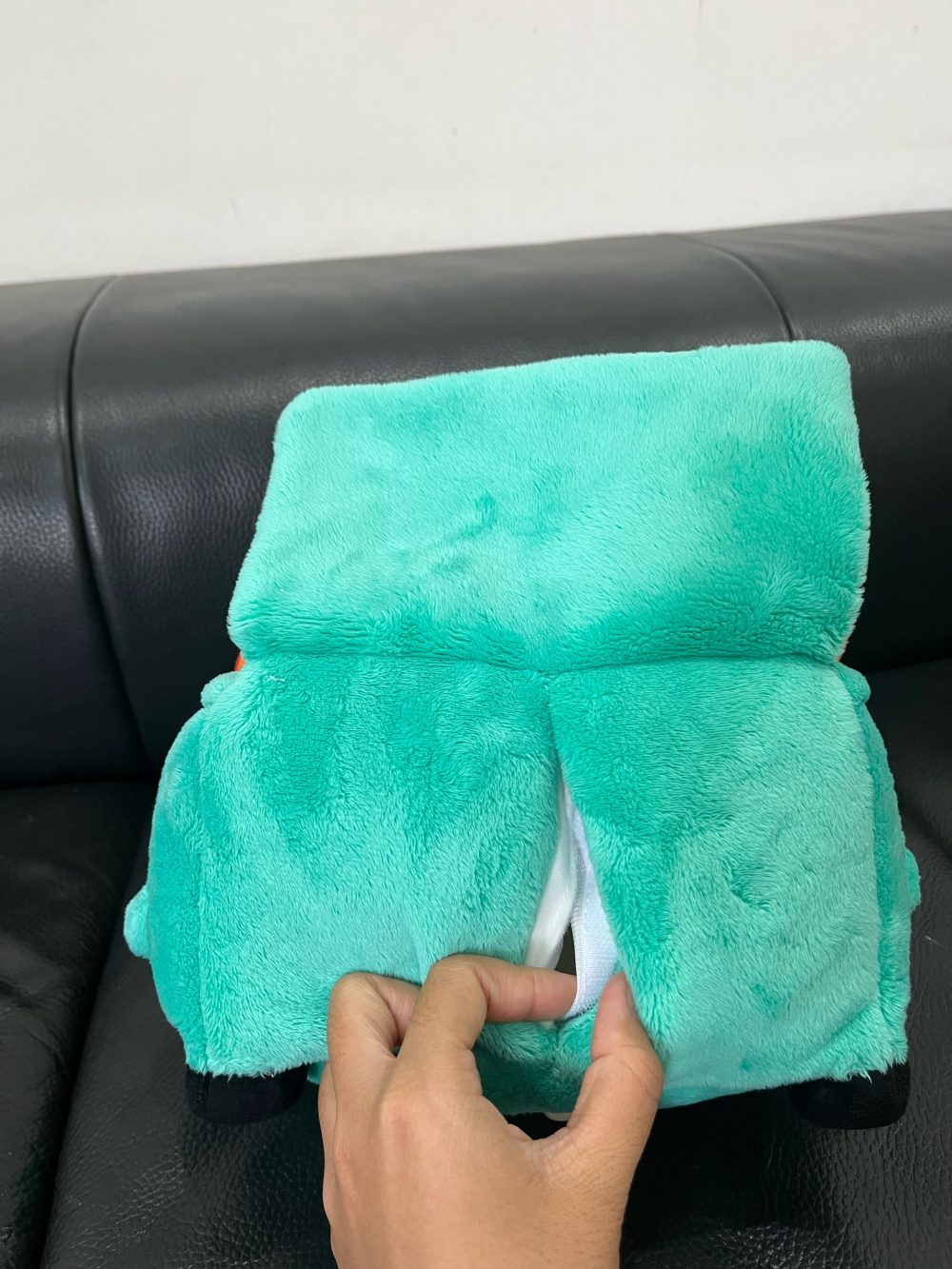 Thú nhồi bông hình thùng rác bốc cháy có âm thanh và chuyển động Hallmark - Ảnh 12