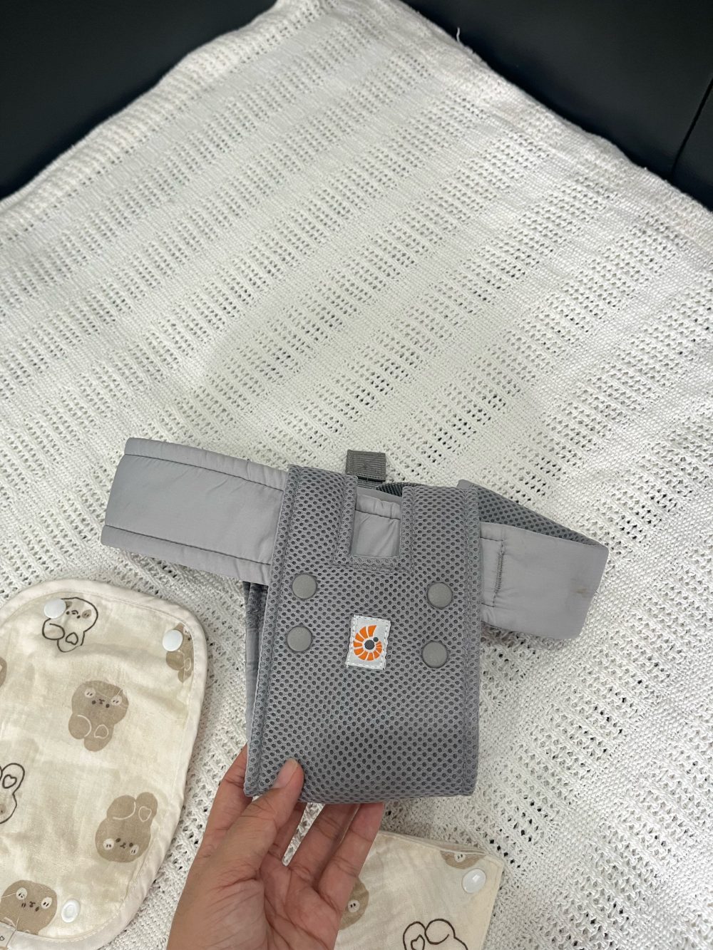 Địu Ergobaby Omni 360 Cool Air Mesh, Classic Weave( size: 3kg2->20kg~ 0->48m) tặng kèm choàng địu, yếm địu - Ảnh 18