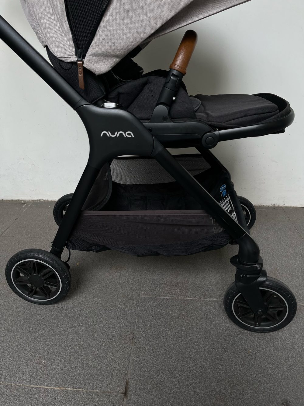 Xe đẩy Nuna triv màu xám khung đen ( size: 0->22kg) - Ảnh 10
