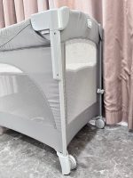 Giường cũi Joie Kubbie Sleep Foggy Gray (tối đa 9kg) tặng kèm đệm sơ dừa & drap size 80x50cm - Ảnh 12