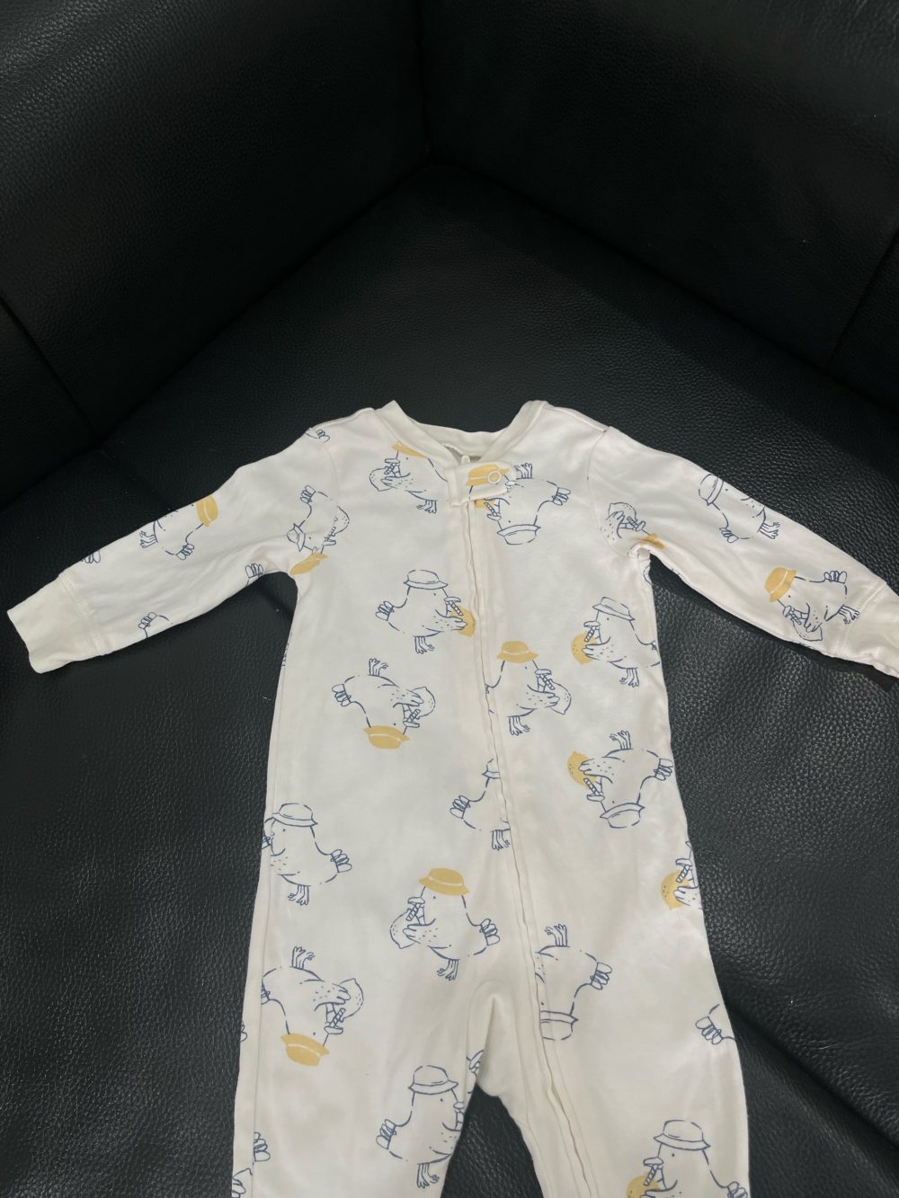 Set 2 sleepsuit Carter’s hoạ tiết khủng long, vịt ( size: 6m) - Ảnh 16