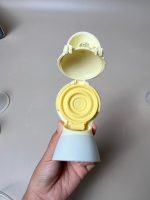 Bộ phụ kiện cổ nối máy hút sữa Medela kèm ống hơi Medela Freestyle, bình trữ sữa ( no box) - Ảnh 3