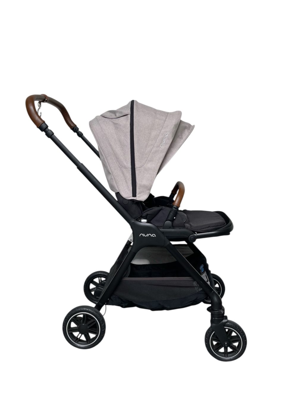 Xe đẩy Nuna triv màu xám khung đen ( size: 0->22kg) - Ảnh 1