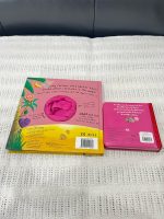 Set 2 cuốn sách rối tay Wendy the Wide-mouthed Frog và Je’aime - Ảnh 2