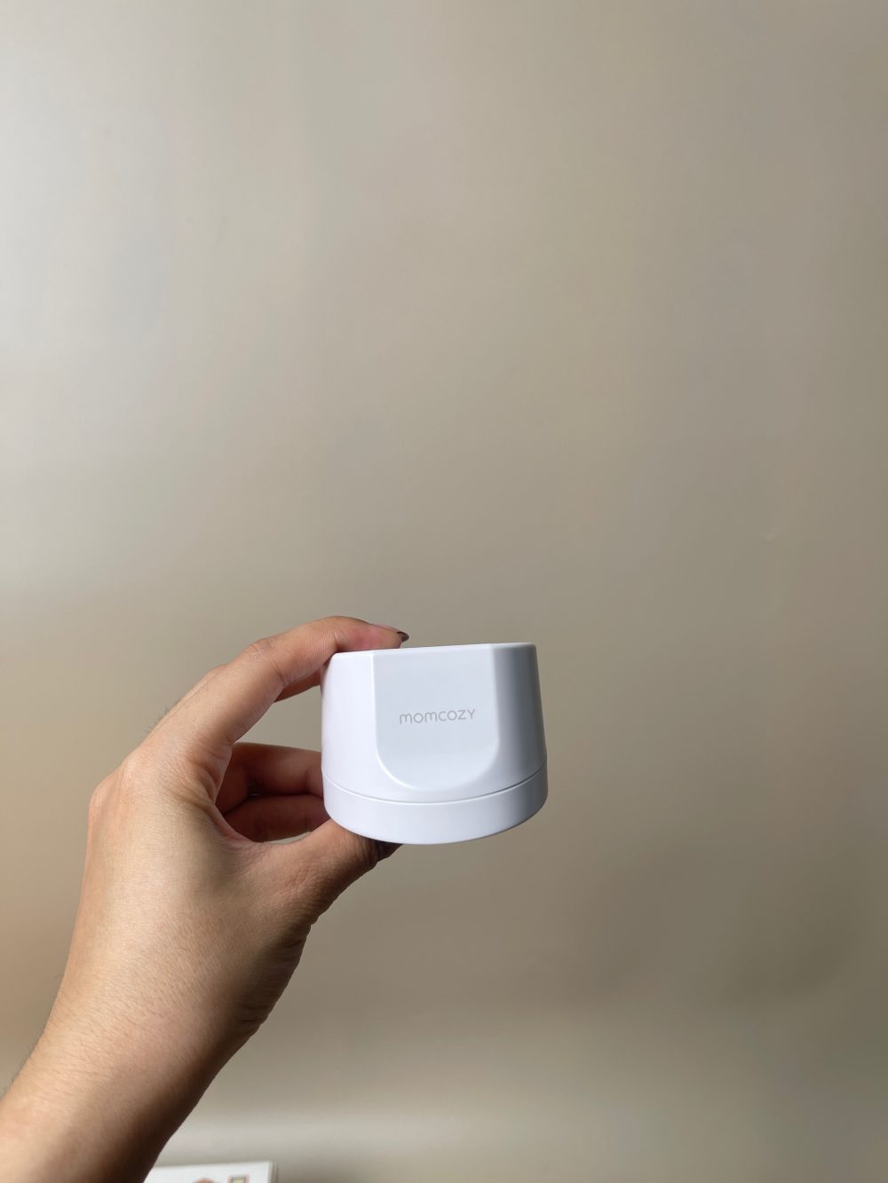 Máy hút sữa Momcozy S12 Pro (10/01/2027, full box), tặng kèm kem trị nứt đầu ti Medela - Ảnh 6