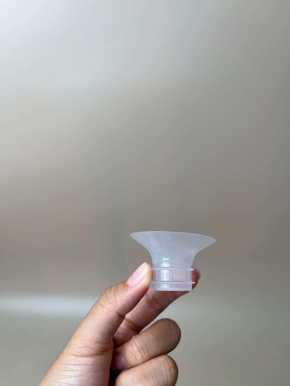 Máy hút sữa không dây MOMCOZY M9 ( full box, BH 22/4/2027) - Ảnh 4