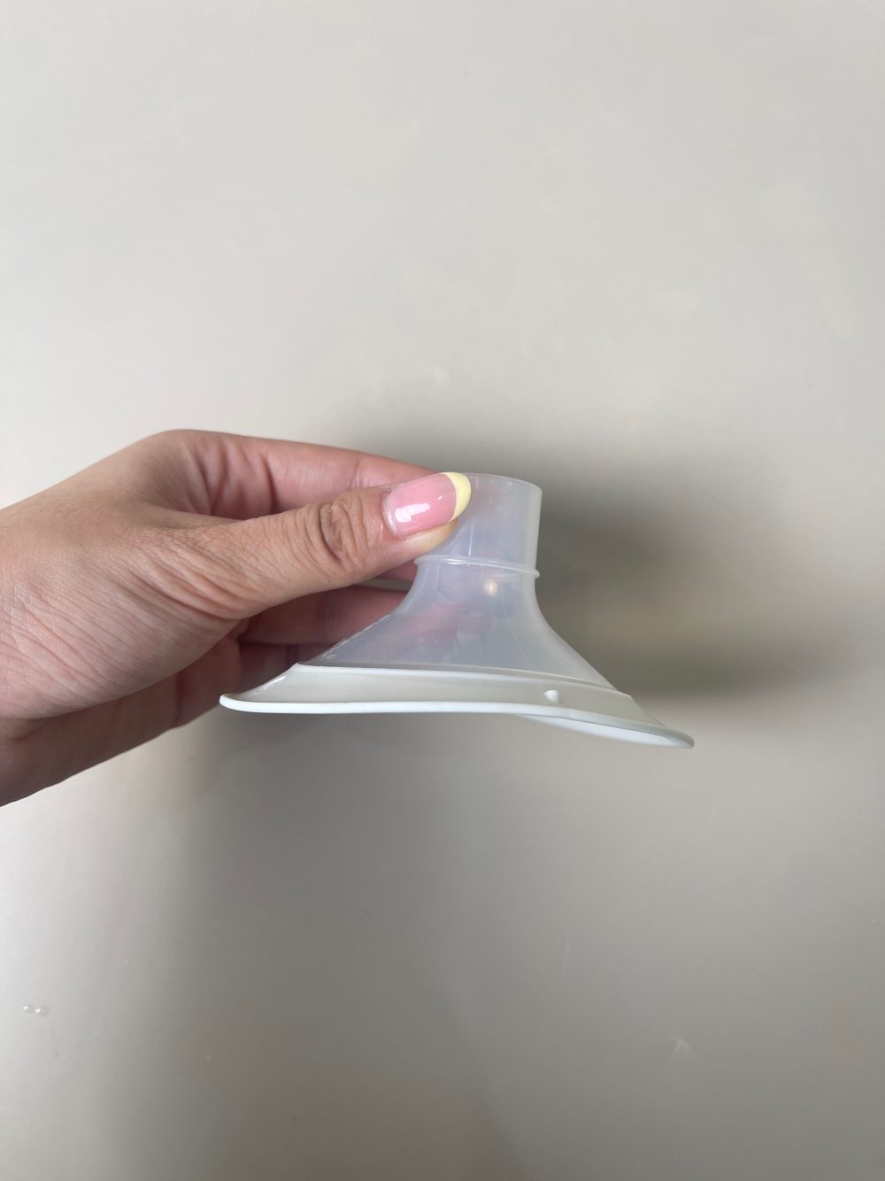 Máy hút sữa Medela Sonata (full box) - seal VNQ - Ảnh 16