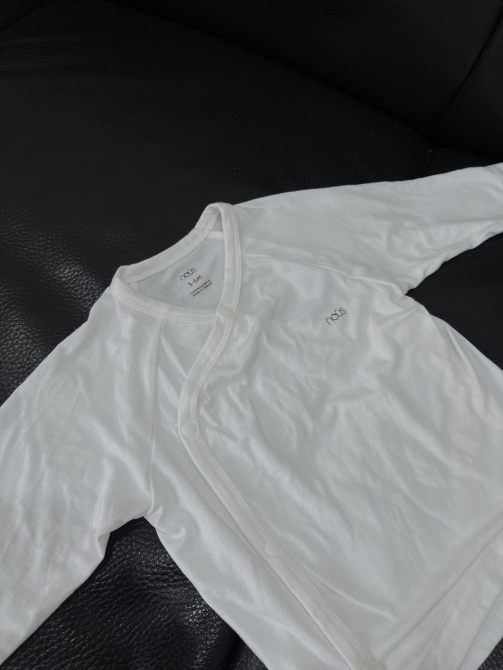 Sleepsuit Nordstrom màu trắng tặng kèm set dài tay Nous màu trắng (3→6m) - Ảnh 11
