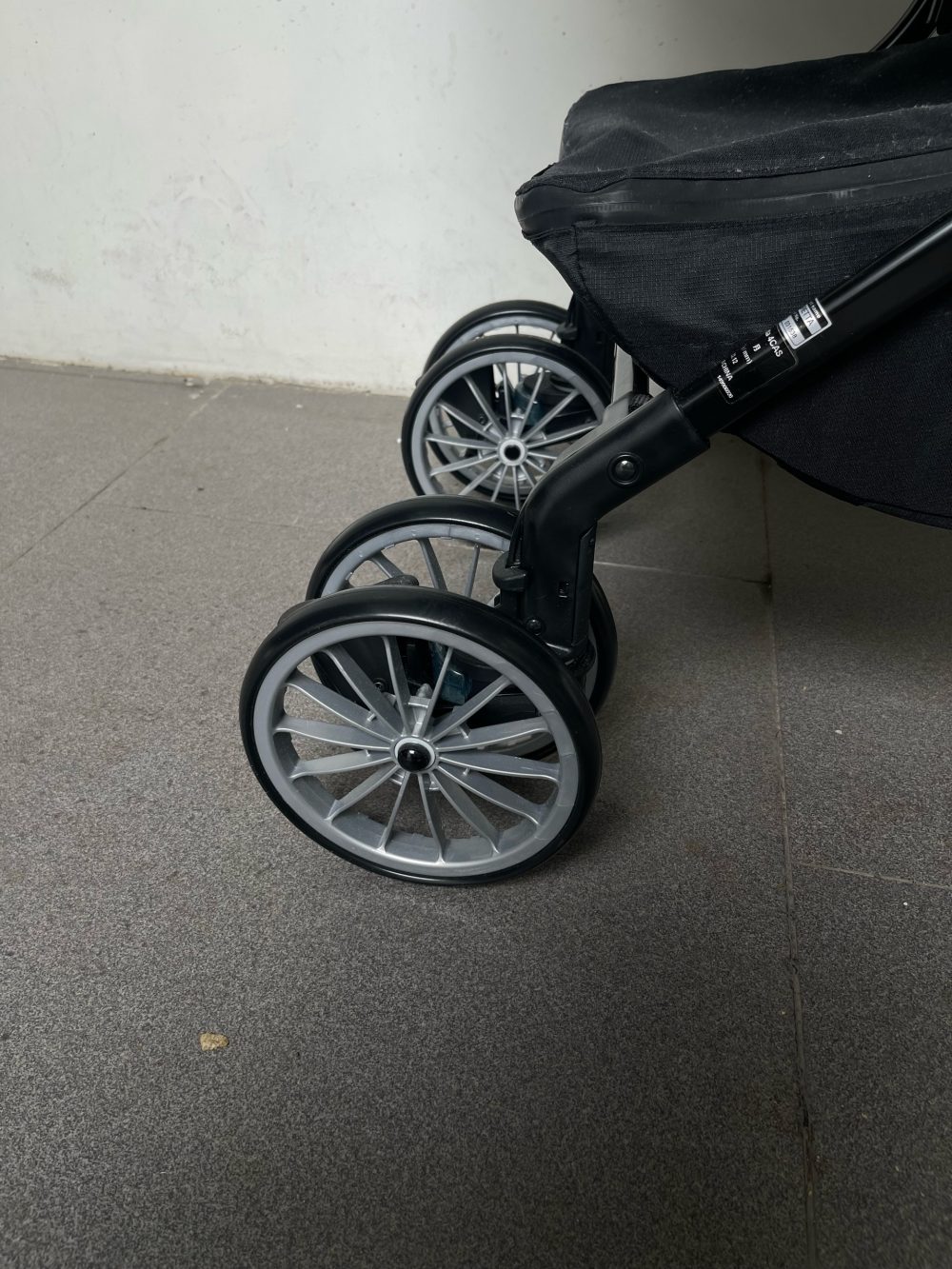 Xe đẩy Combi Umbretta Premium - Ảnh 22