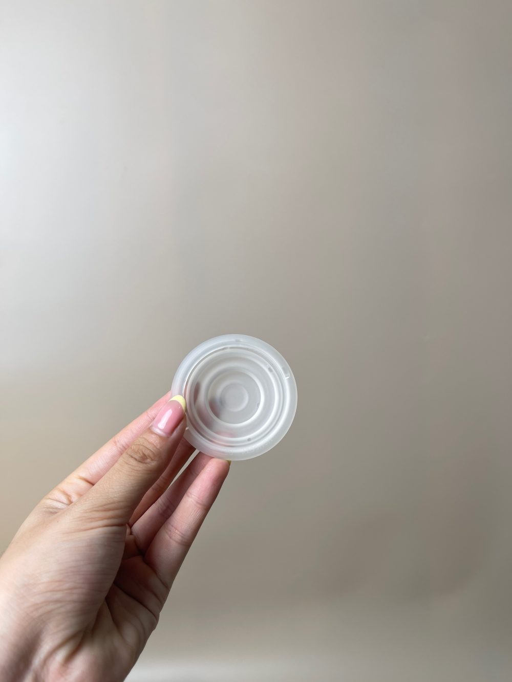 Máy hút sữa Momcozy S12 Pro (10/01/2027, full box), tặng kèm kem trị nứt đầu ti Medela - Ảnh 23