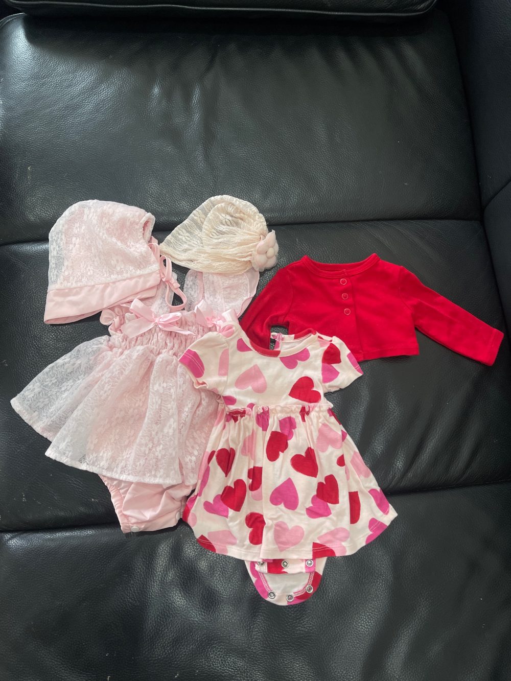 Bộ váy áo Valentine cho bé gái Carter’s, tặng kèm váy bodysuit màu hồng (Size: 0->3m) - Ảnh 6