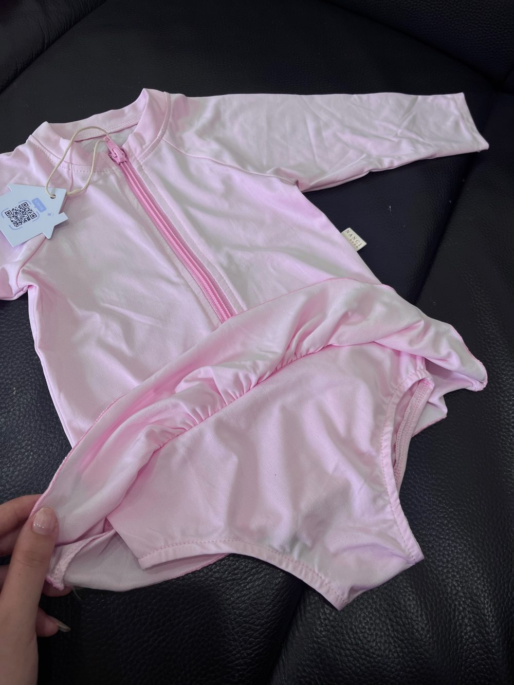 Swimsuit dài tay màu hồng kèm mũ Nanci (size 11→13kg) - Ảnh 6