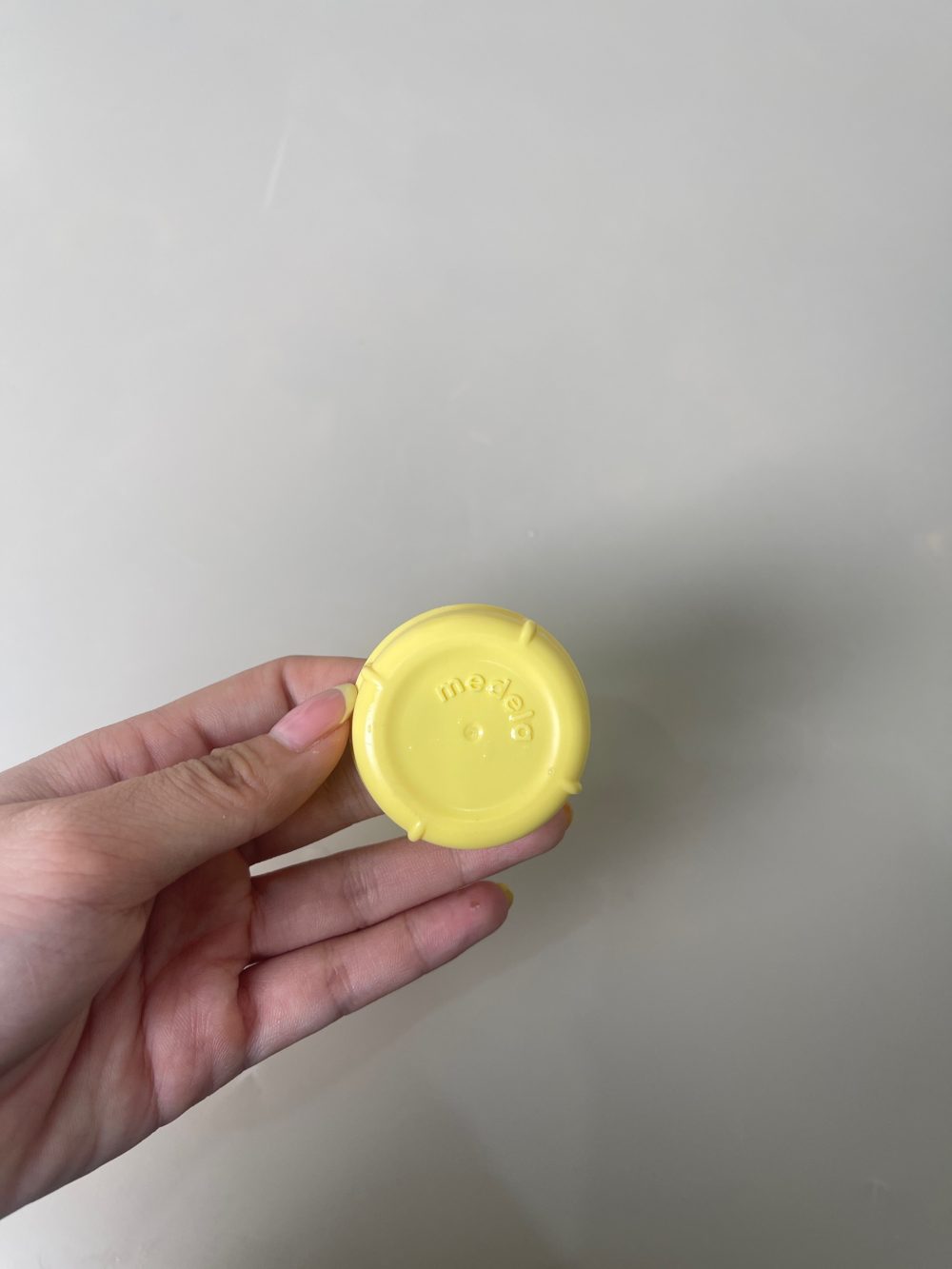 Máy hút sữa Medela Sonata (full box) - seal VNQ - Ảnh 19