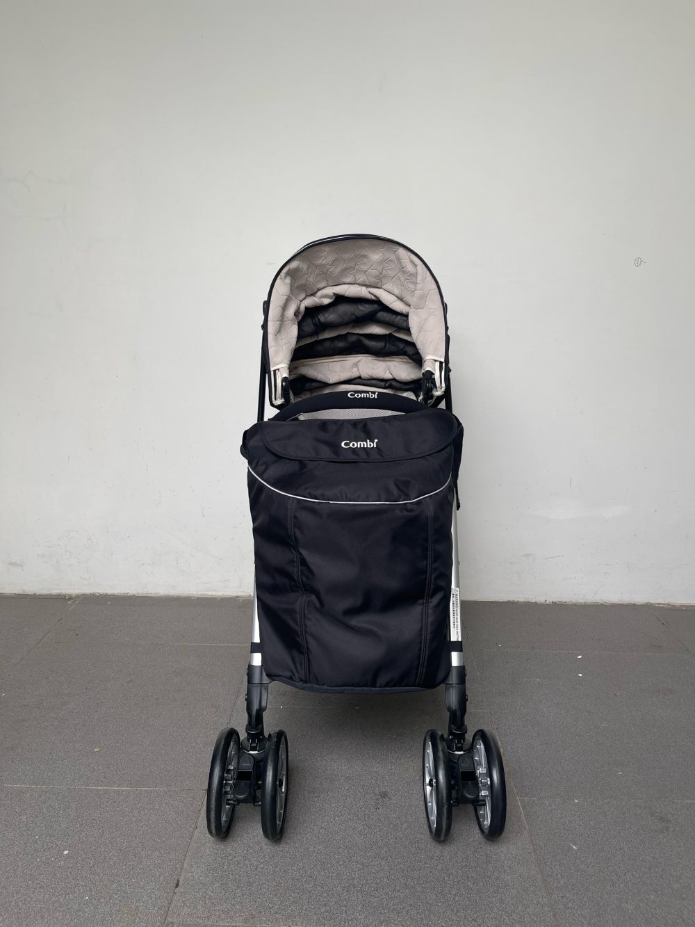 Xe đẩy Combi Umbretta Premium - Ảnh 16