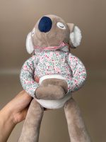 Đồ chơi nhồi bông - Gấu koala màu be và trắng mặc áo phông hoa, 35 cm - Obaibi - Ảnh 7