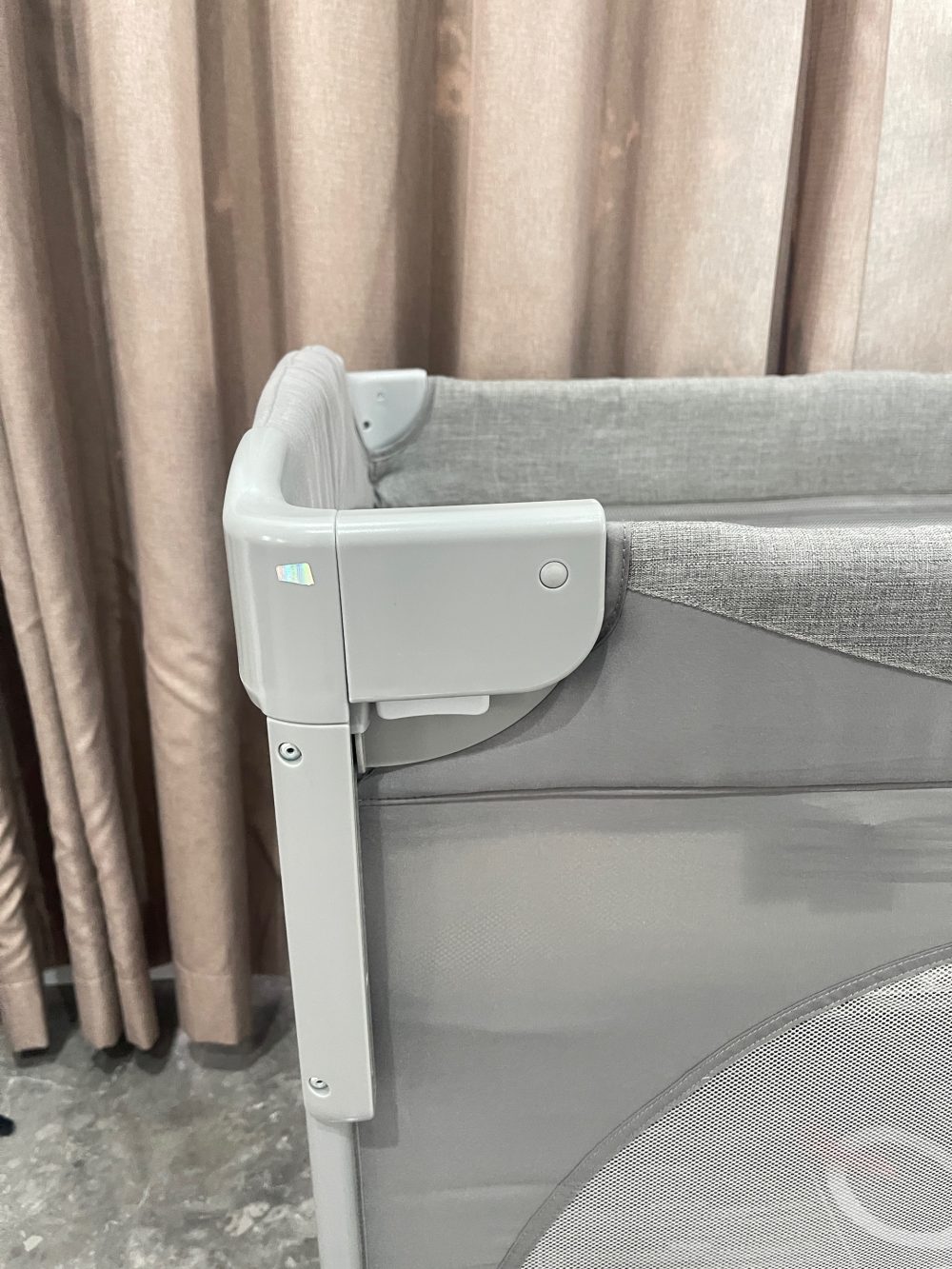 Giường cũi cho bé Joie Kubbie Sleep Foggy Gray (tối đa 9kg) - Ảnh 8