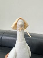 Gấu bông vịt đội mũ vàng Nous - Ảnh 4