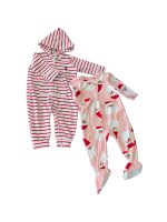 Sleepsuit họa tiết Santa Carter’s màu hồng tặng kèm hoodie suit trắng sọc đỏ (size 12→18m)