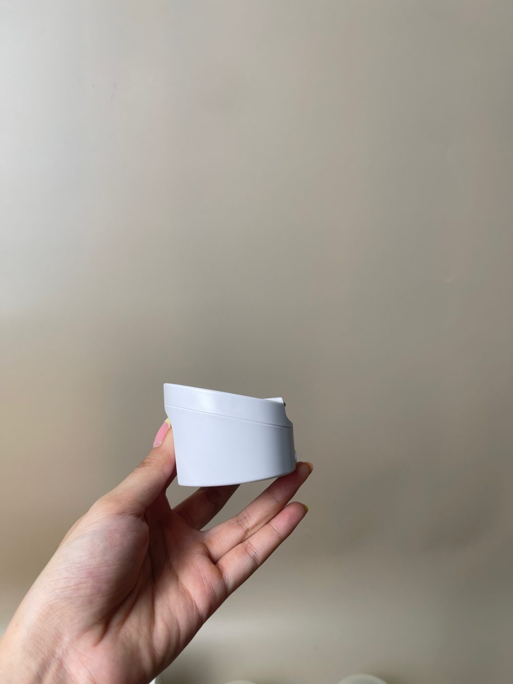 Máy hút sữa Momcozy S12 Pro (10/01/2027, full box), tặng kèm kem trị nứt đầu ti Medela - Ảnh 4