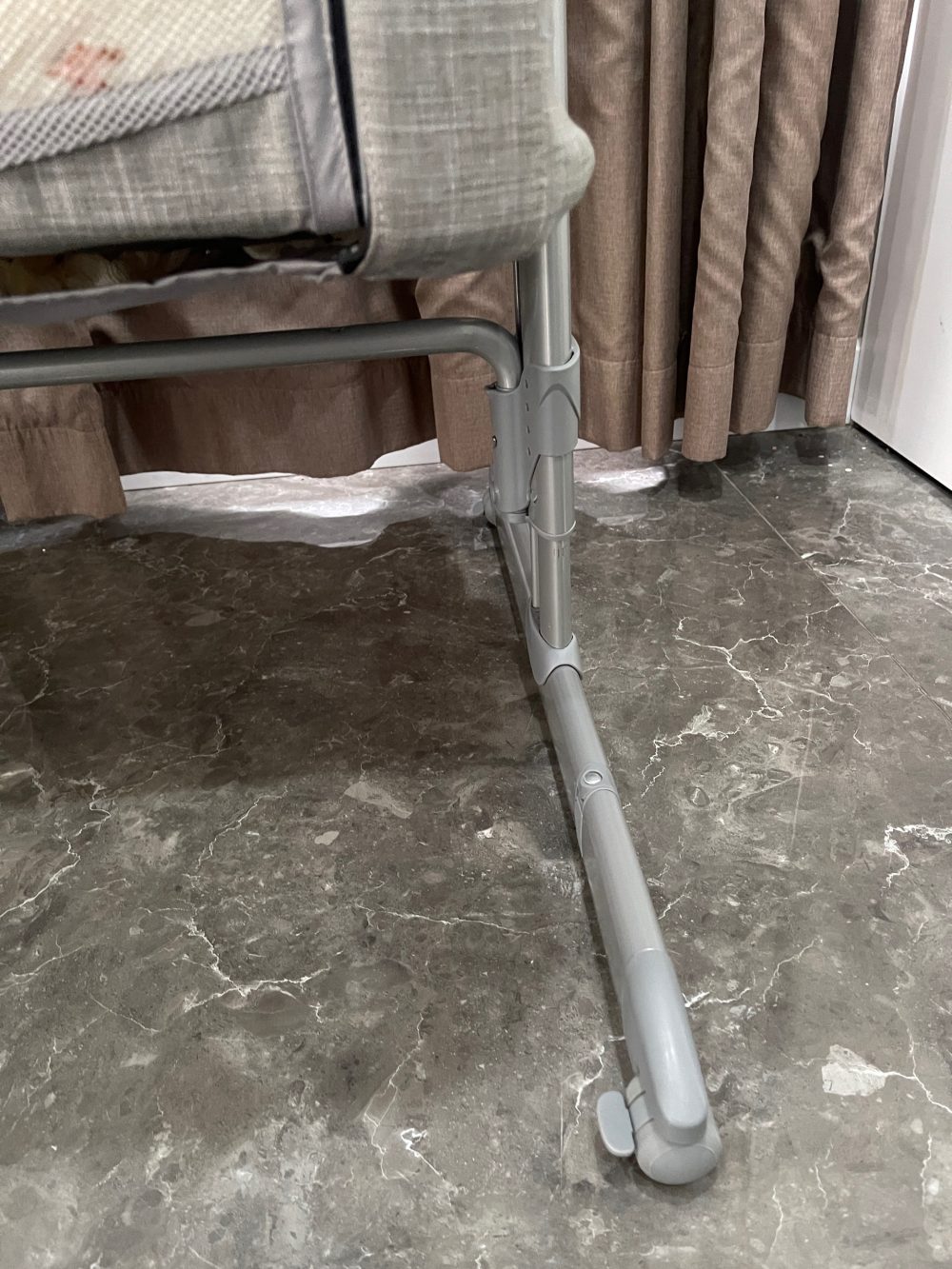 Nôi ngủ Joie Roomie Glide Foggy màu xám (tối đa 9kg) - Ảnh 6
