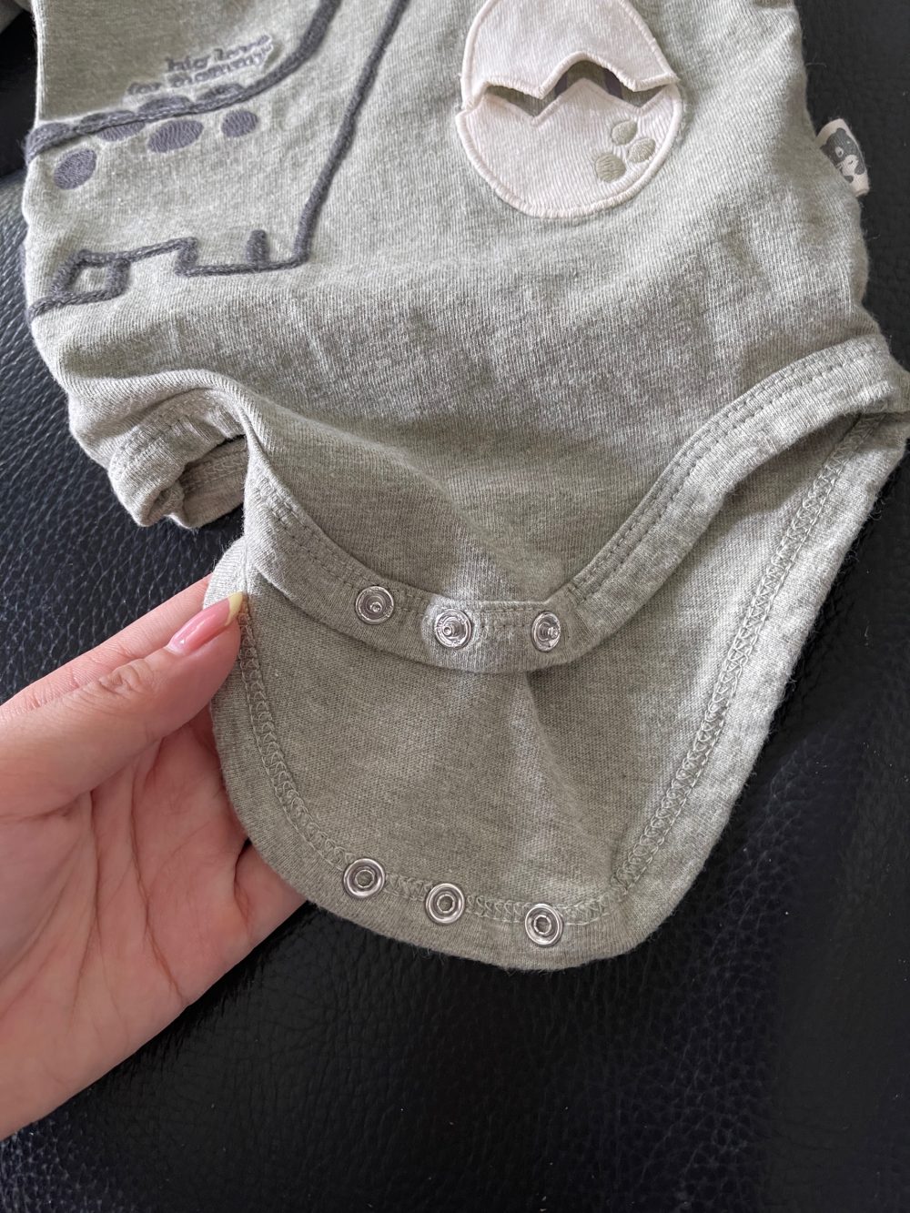 Set bộ bodysuit tay dài khủng long Rabbit Bear và combo 3 đôi tất Carter’s - Ảnh 14