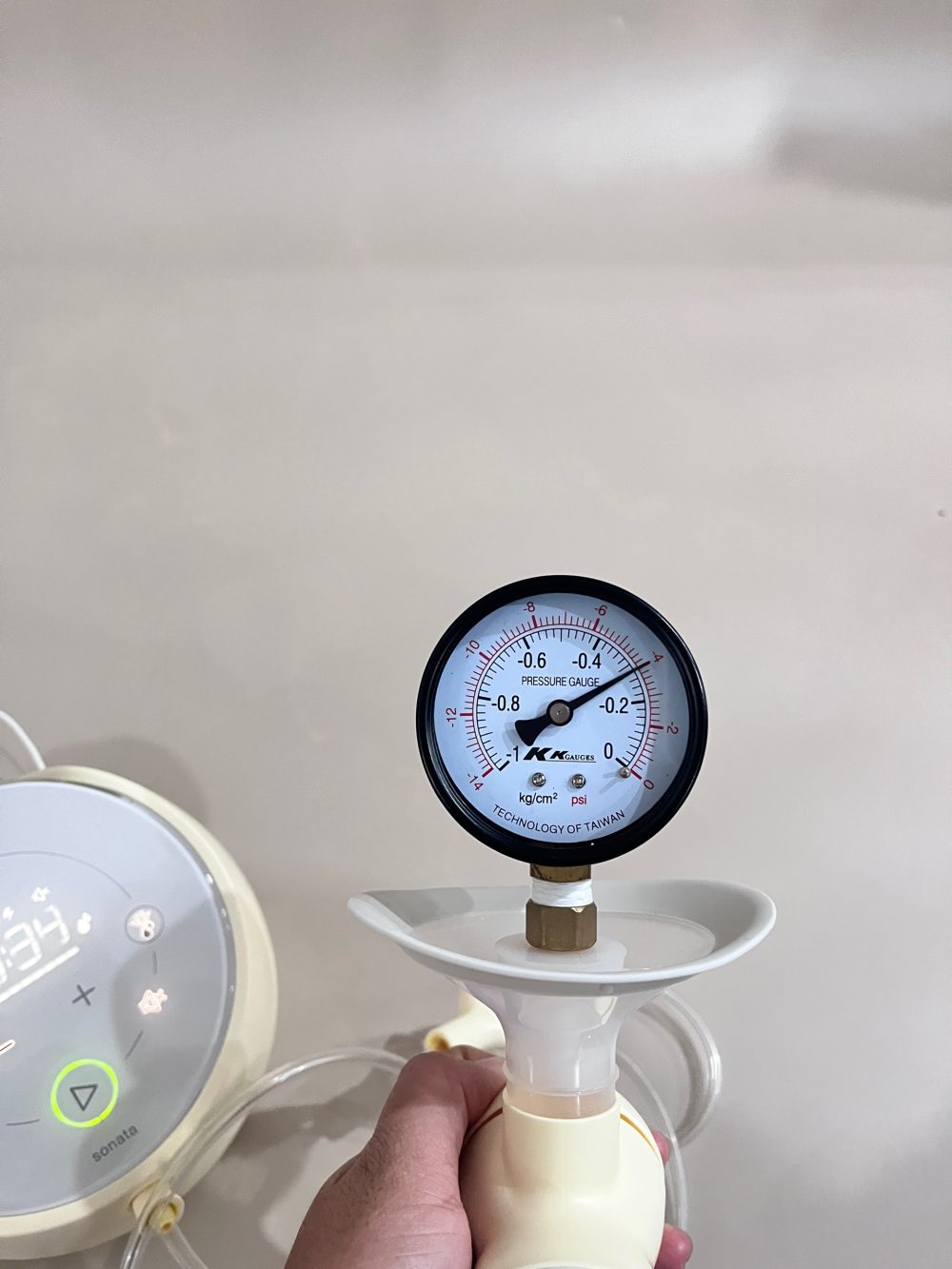 Máy hút sữa Medela Sonata (2 bộ cổ nối, full phụ kiện) BH 17/12/2026 - Ảnh 21