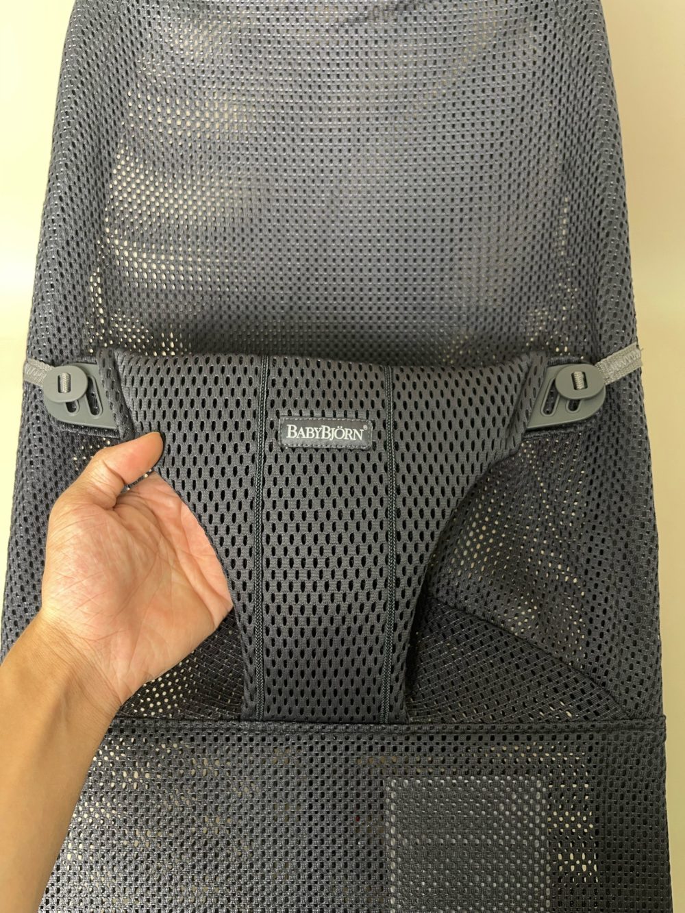Ghế rung Baby Bjorn Bouncer Bliss vải lưới mesh màu anthracite ( no box) - Ảnh 10