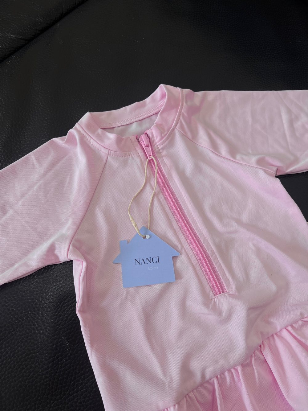 Swimsuit dài tay màu hồng kèm mũ Nanci (size 11→13kg) - Ảnh 5