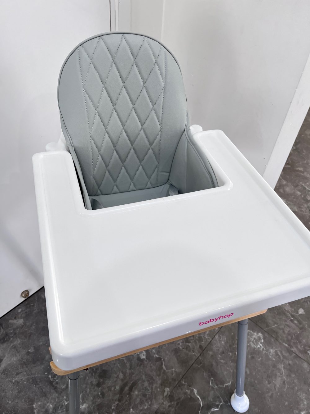 Ghế ăn dặm cho bé BabyHop màu trắng kèm thanh gác chân (6→36m) - Ảnh 3
