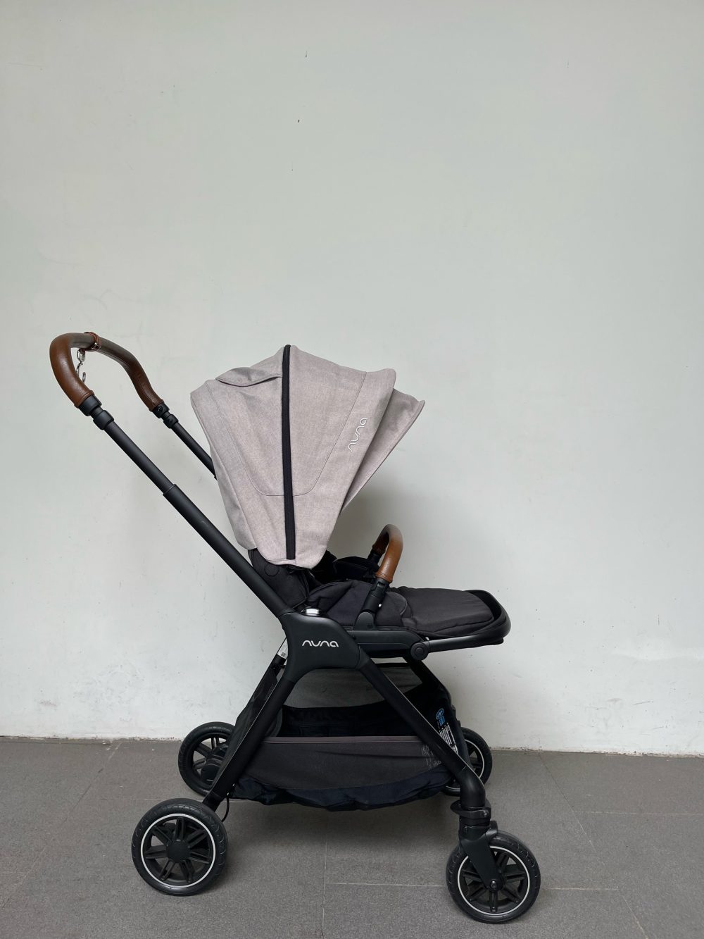 Xe đẩy Nuna triv màu xám khung đen ( size: 0->22kg) - Ảnh 3