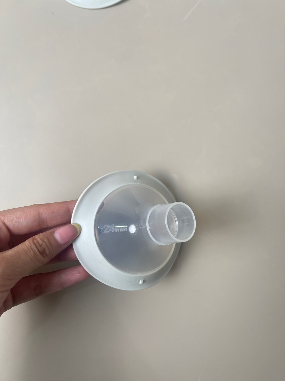 Máy hút sữa Medela Sonata (full box) - seal VNQ - Ảnh 17