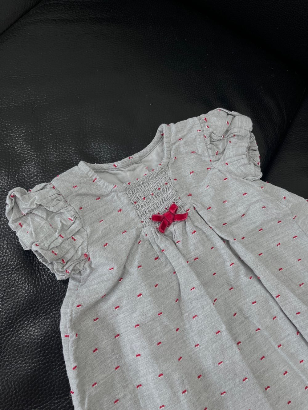 Set váy và quần thêu dobby Mothercare màu xám ( size: 6→9m) - Ảnh 7