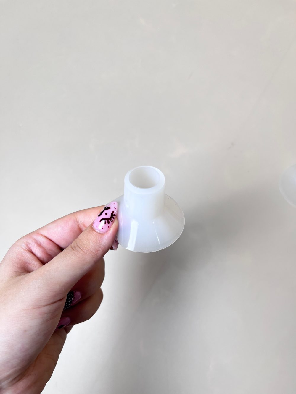 Máy hút sữa Medela Pump In Style maxflow (full box) tặng kèm 2 phễu hút sữa silicone Mini Pum - Ảnh 34