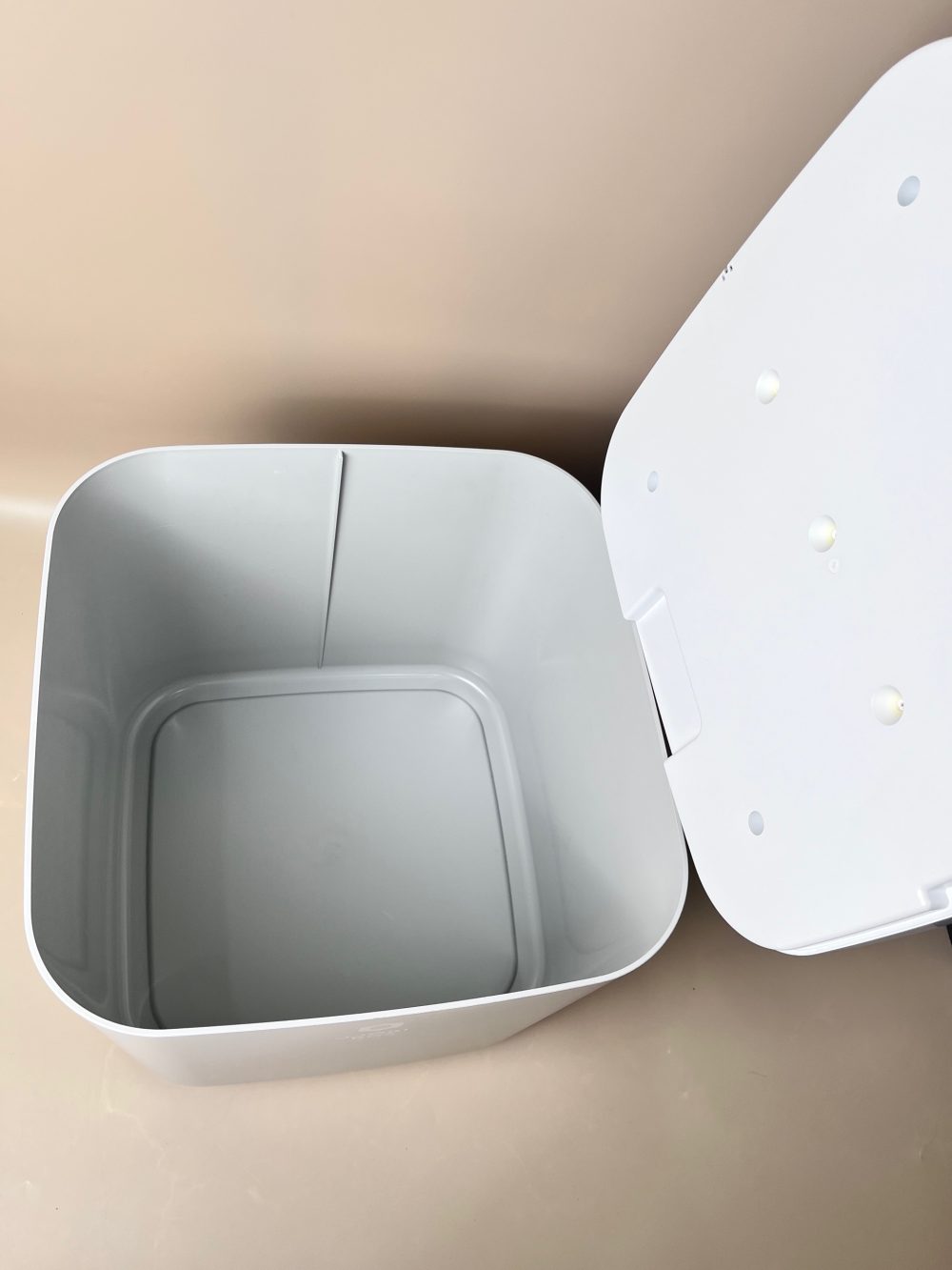 Hộp đựng đồ chơi tiệt trùng JJÓBi Box màu xám (Dung tích 50L) - Ảnh 7