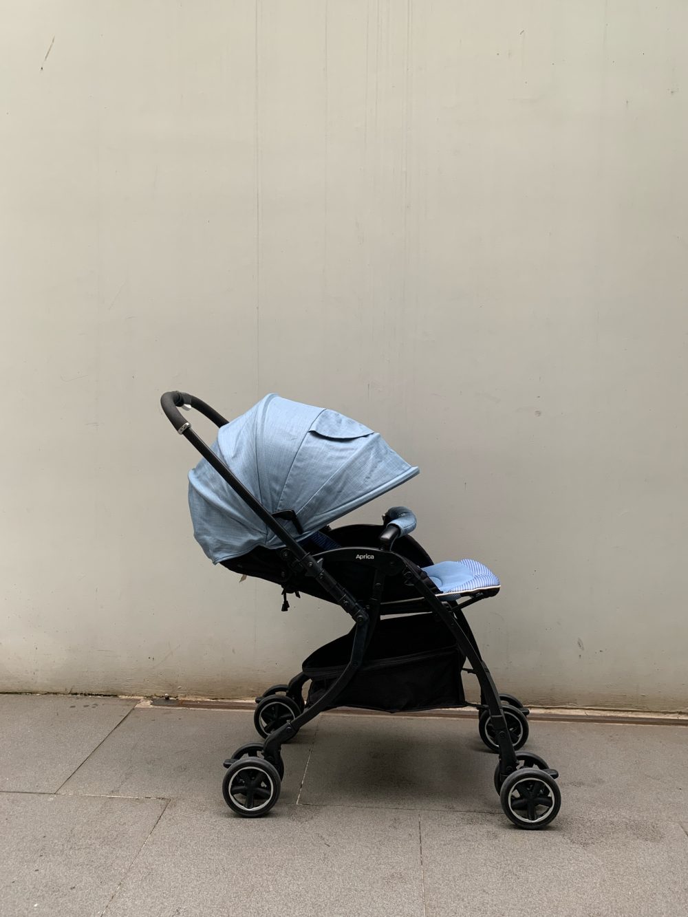 Xe đẩy Aprica Luxuna Comfort màu xanh ( sơ sinh - 15kg~ 36m) - Ảnh 2
