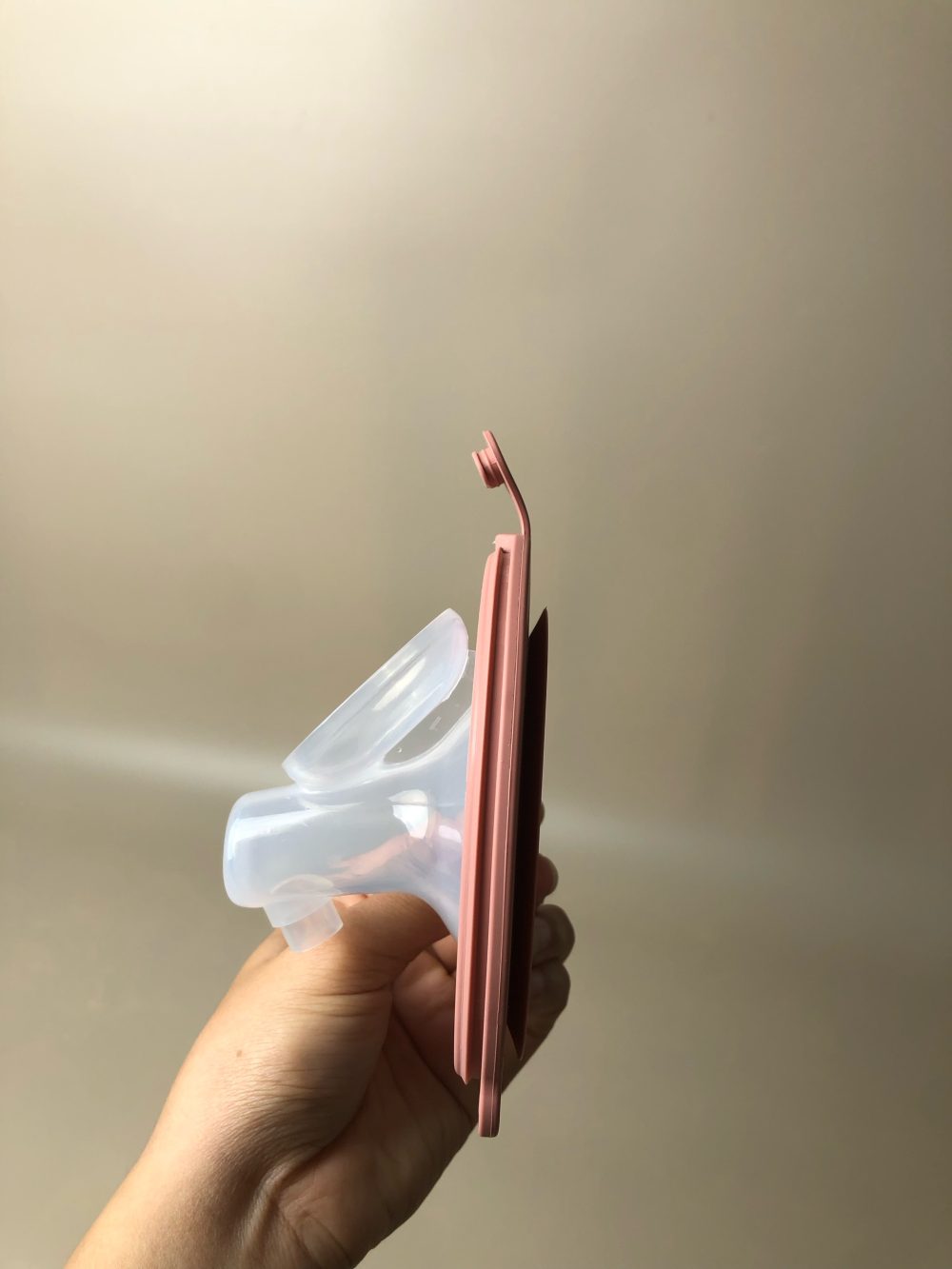Máy hút sữa Momcozy V2 Pro cup hồng ( full box) - Ảnh 15